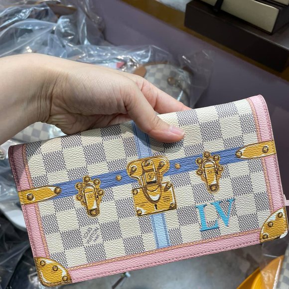 Authentic Louis Vuitton Azur wallet on chain trunk - Picture 2 of 12